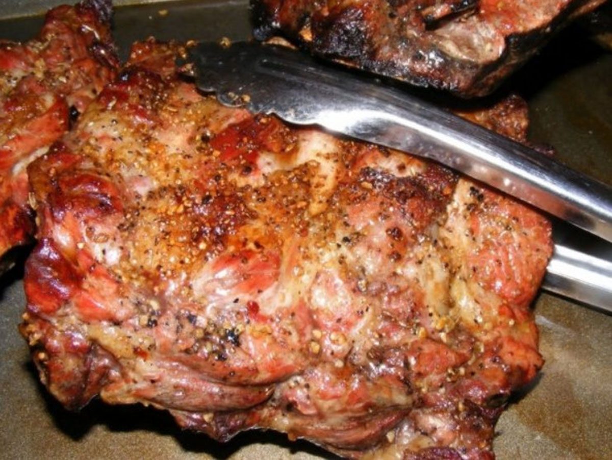 Cum se afuma carnea de porc. De la muschi si carnati la slanina si oase pentru ciorba