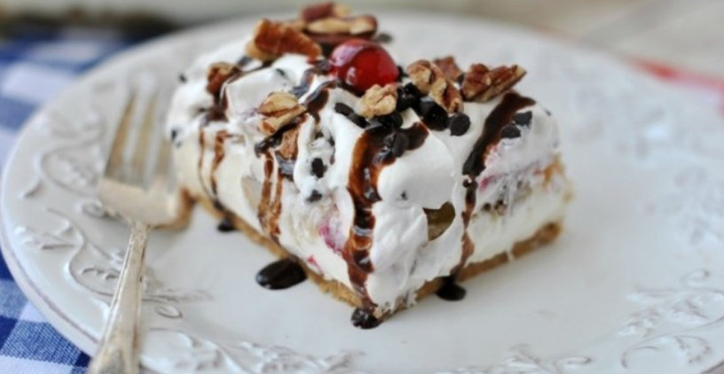 Cheesecake Banana Split fara coacere – Reteta decadenta cu gust genial
